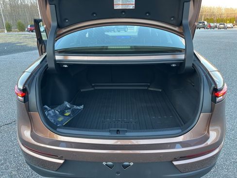 Certified 2026 Toyota Crown Platinum image 14