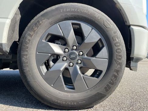 Used 2024 Ford F150 Lightning Flash image 3