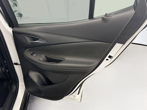 Used 2024 Buick Encore GX Sport Touring image 30