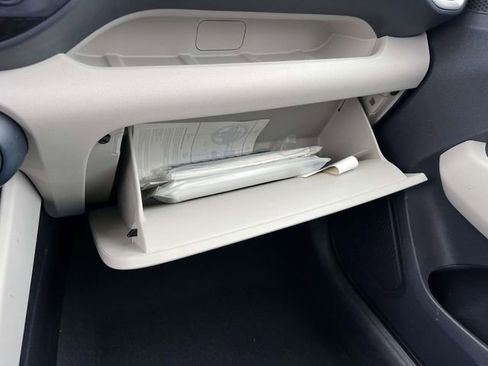 Certified 2023 Hyundai Venue Limited image 31