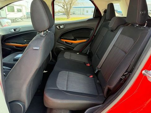 Used 2021 Ford EcoSport SE w/ SE Convenience Package image 13