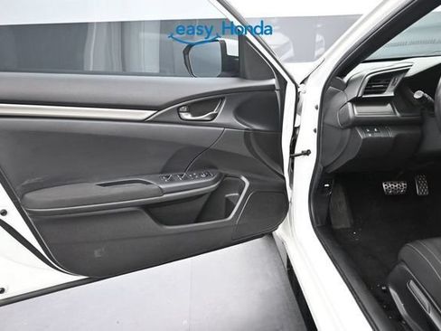 Used 2019 Honda Civic Sport image 16