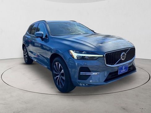 Certified 2023 Volvo XC60 B5 Core w/ Climate Package AWD/4WD image 7