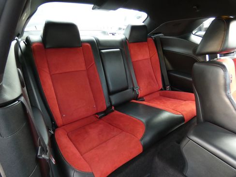 Used 2017 Dodge Challenger R/T Scat Pack w/ Dynamics Package image 40