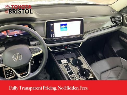 Used 2024 Volkswagen Atlas Peak Edition SEL AWD/4WD image 13