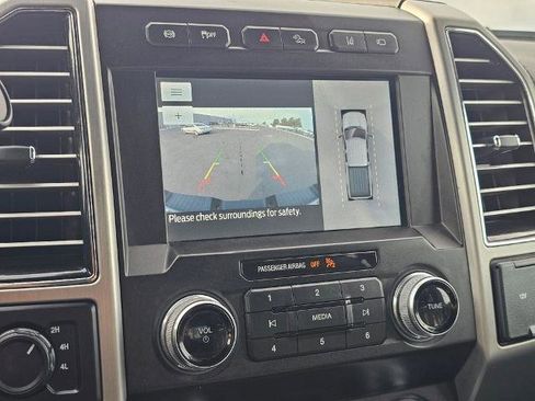 Certified 2021 Ford F350 Platinum w/ Tremor Off-Road Package image 26