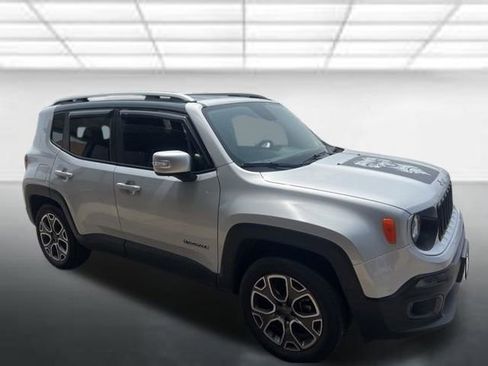 Used 2015 Jeep Renegade Limited w/ Safety & Security Group I AWD/4WD image 2