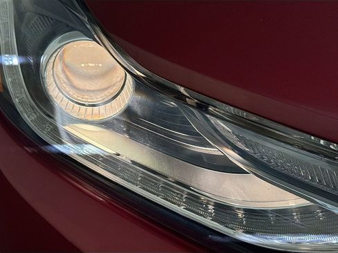 Used 2020 Chevrolet Trax LT image 35