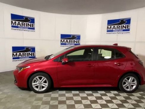 Used 2021 Toyota Corolla SE w/ SE Preferred Package image 7