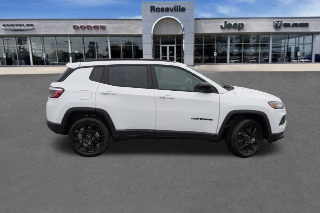 New 2027 Jeep Compass Latitude AWD/4WD image 2