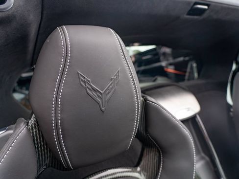Used 2022 Chevrolet Corvette Stingray Premium Cpe w/ Z51 Performance Package RWD image 22