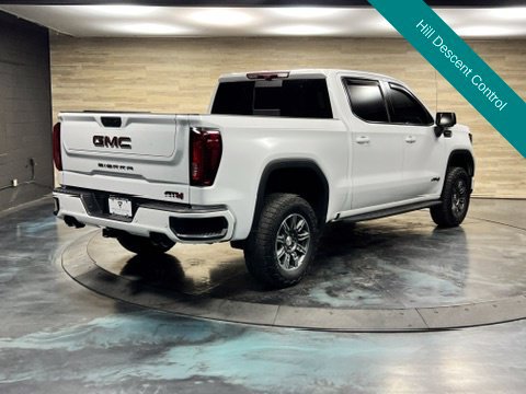 Used 2024 GMC Sierra 1500 AT4 w/ Technology Package AWD/4WD image 17