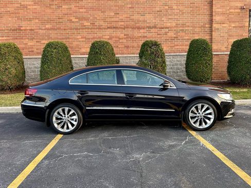 Used 2013 Volkswagen CC Executive image 28
