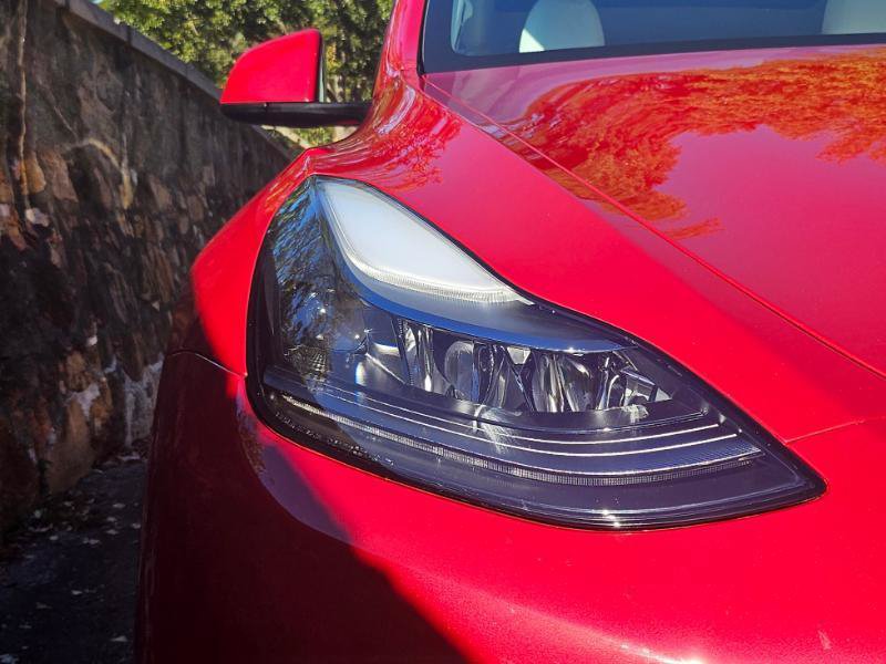 Used 2023 Tesla Model Y Long Range AWD/4WD image 25