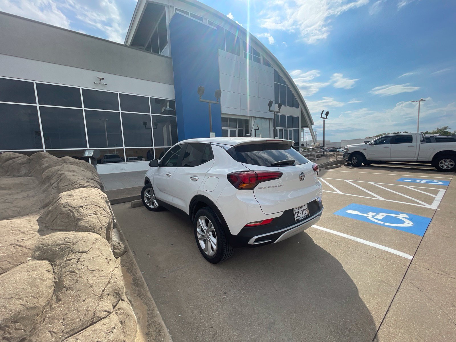Used 2023 Buick Encore GX Preferred w/ Cold Weather Comfort Package FWD image 8
