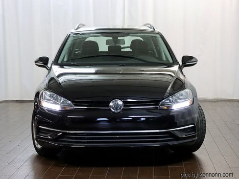 Used 2019 Volkswagen Golf S image 5