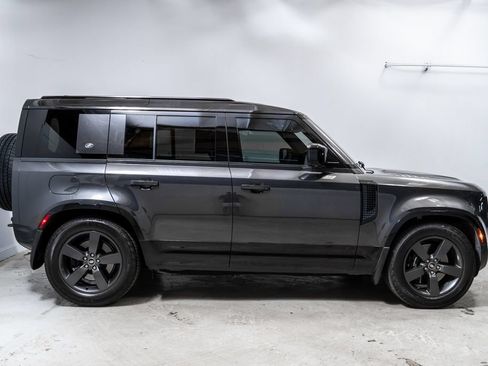 Used 2023 Land Rover Defender 110 V8 AWD/4WD image 8