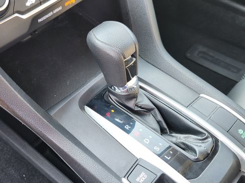 Used 2019 Honda Civic LX image 12