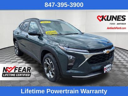 Used 2025 Chevrolet Trax LT w/ LT Convenience Package