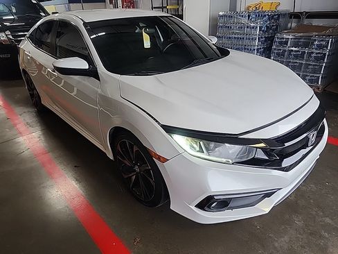 Used 2019 Honda Civic Sport image 4