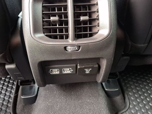 Used 2021 Jeep Cherokee Trailhawk w/ Trailer Tow Group AWD/4WD image 11