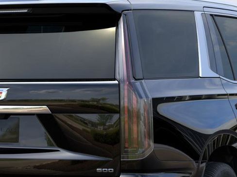 New 2026 Cadillac Escalade Luxury AWD/4WD image 11