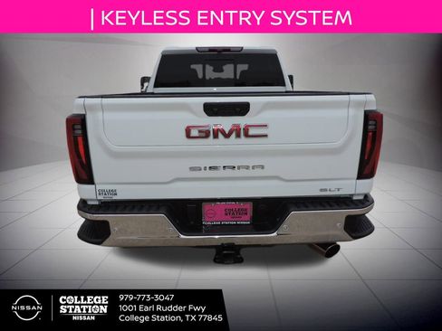 Used 2025 GMC Sierra 2500 SLT w/ SLT Convenience Package image 5