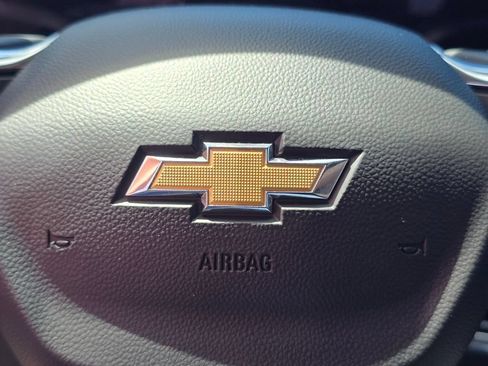 Used 2025 Chevrolet Equinox LT AWD/4WD image 30