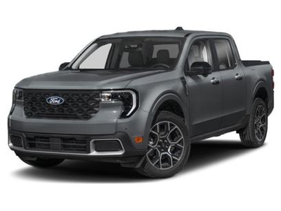 New 2025 Ford Maverick Lariat w/ Black Appearance Package