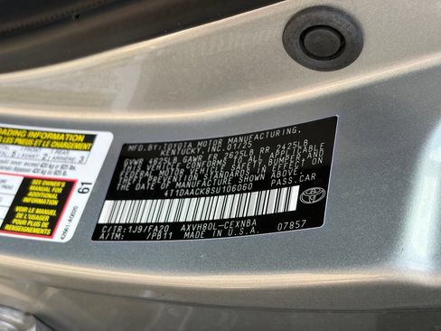 Used 2025 Toyota Camry LE FWD image 12