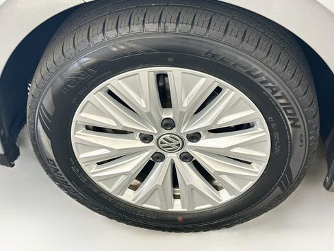 Used 2019 Volkswagen Jetta S w/ Driver Assistance Package FWD image 34
