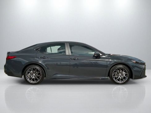 New 2026 Toyota Camry SE image 4