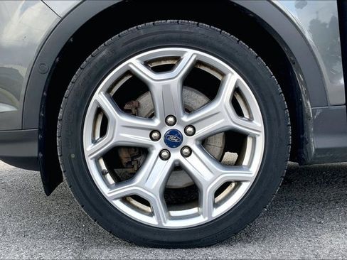Used 2019 Ford Escape Titanium AWD/4WD image 8