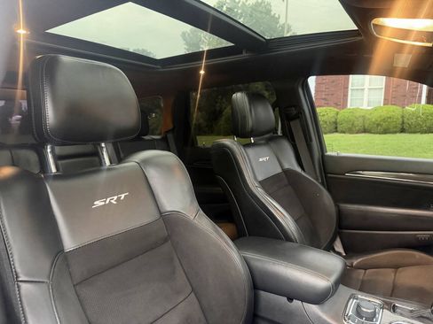 Used 2019 Jeep Grand Cherokee SRT AWD/4WD image 33