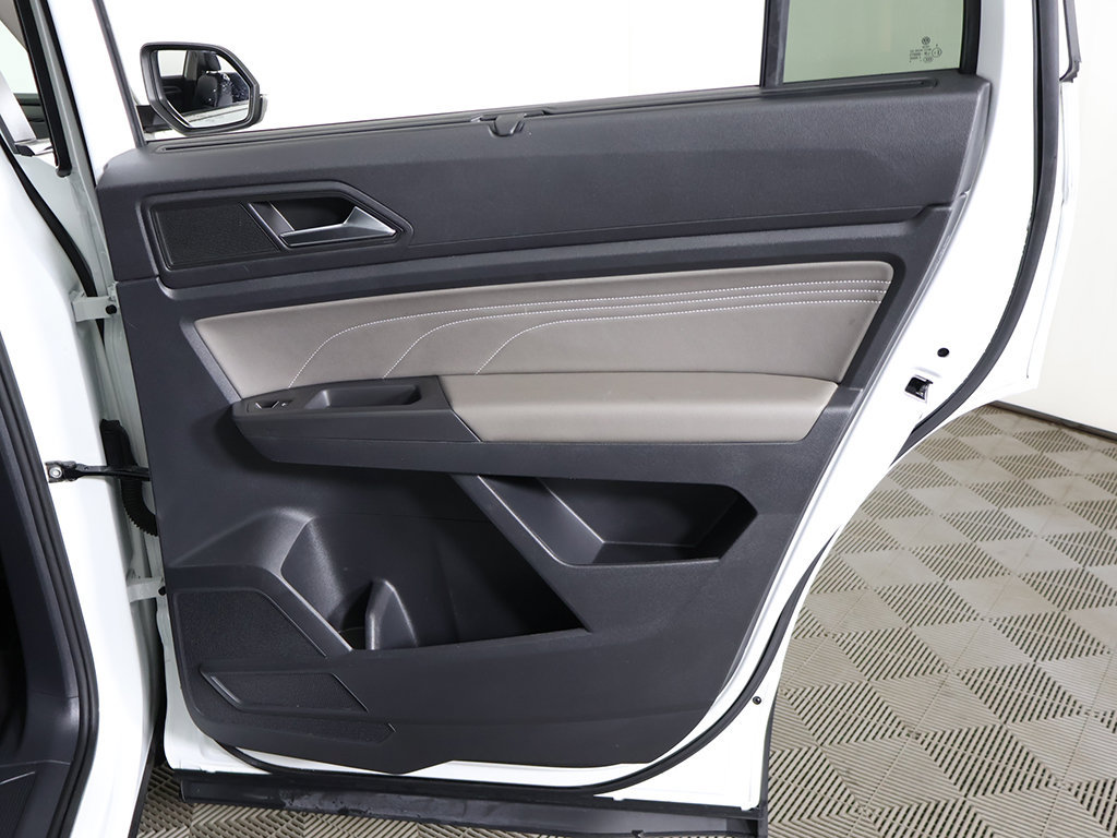 Used 2023 Volkswagen Atlas SE AWD/4WD image 27