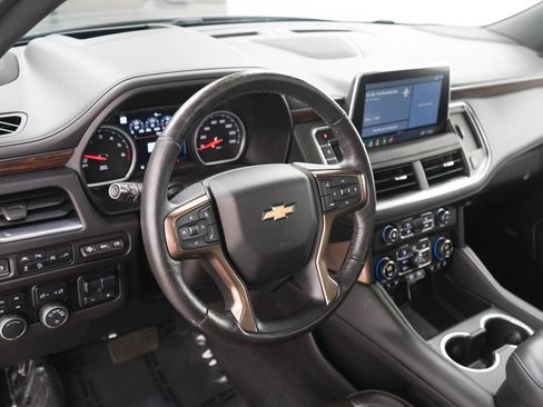 Used 2021 Chevrolet Suburban High Country w/ Premium Package AWD/4WD image 21