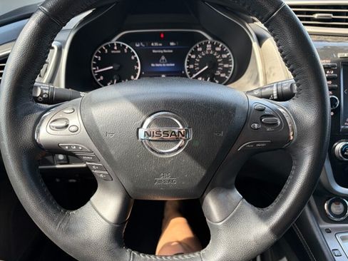Used 2021 Nissan Murano SV FWD image 9