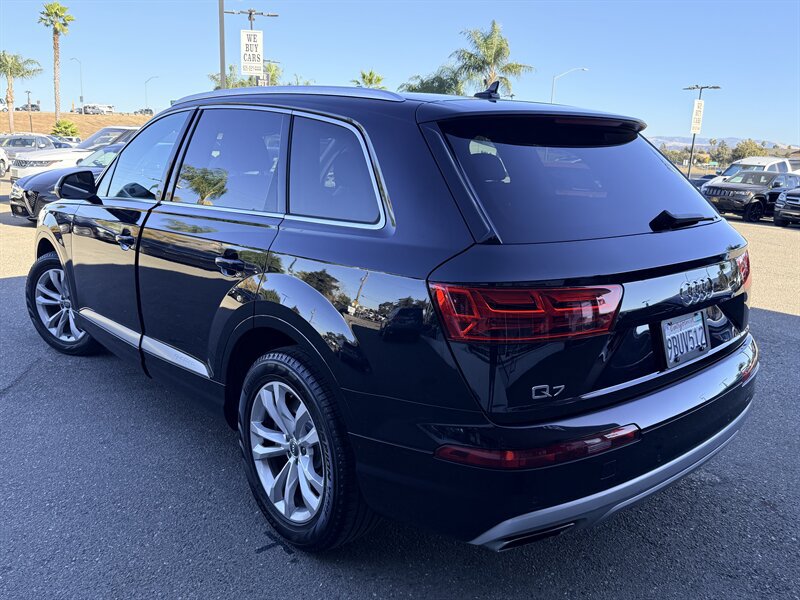 Used 2019 Audi Q7 2.0T Premium Plus w/ Premium Plus Package AWD/4WD image 5