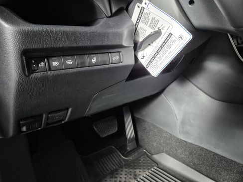 New 2025 Toyota RAV4 XLE image 20