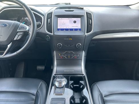 Used 2020 Ford Edge SEL image 12