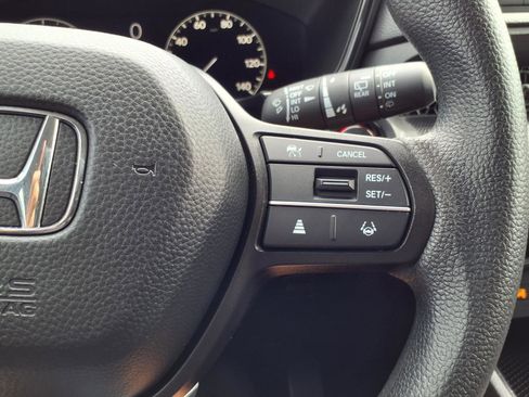 Used 2024 Honda CR-V EX image 16