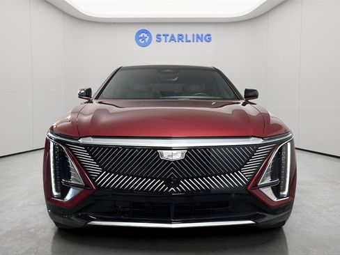 Used 2024 Cadillac Lyriq Luxury w/ LPO, Floor Liner Package image 15