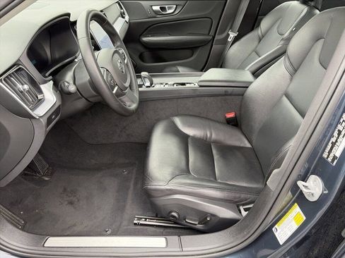 Used 2024 Volvo S60 B5 Core image 26
