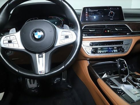 Certified 2022 BMW 750i xDrive 750i xDrive w/ Executive Package image 29