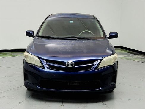 Used 2013 Toyota Corolla L FWD image 2