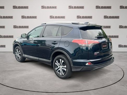 Used 2017 Toyota RAV4 LE AWD/4WD image 3