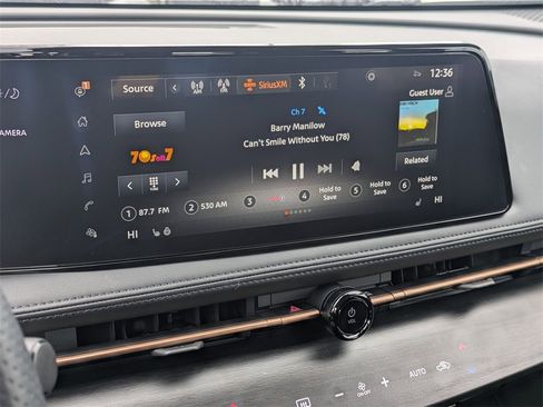 Used 2023 Nissan Ariya FWD image 23