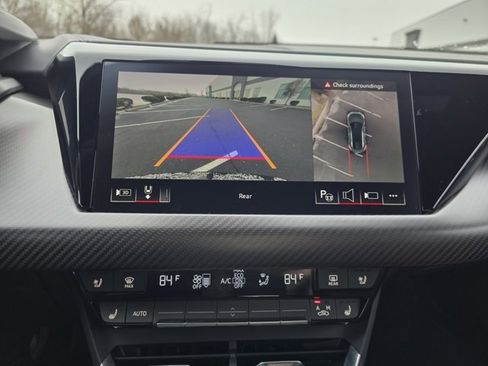 Used 2024 Audi RS e-tron GT w/ Carbon Performance Package image 50