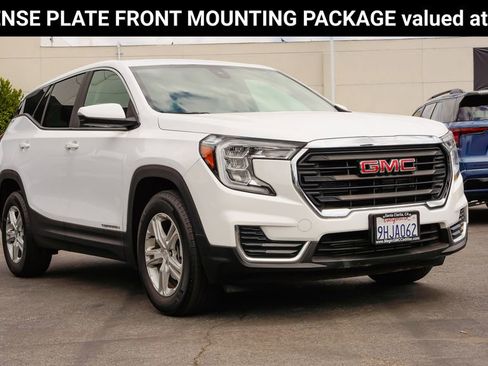 Used 2023 GMC Terrain SLE FWD image 7