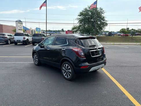 Used 2021 Buick Encore Preferred AWD/4WD image 5